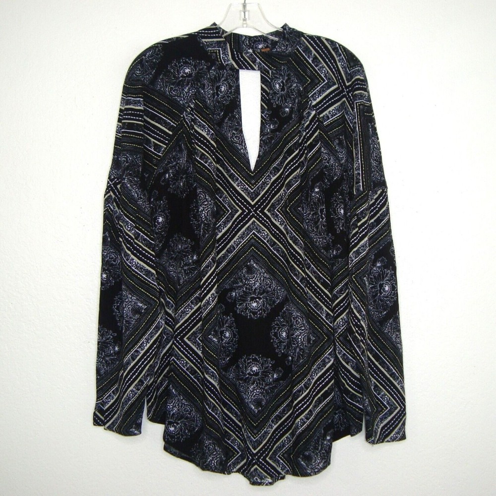 Free People Womens Black White Walking On A Dream Keyhole Tunic Blouse Size M